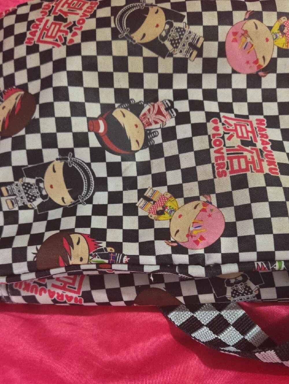 Checker Print Crossbody Bag Harajuku Lovers- Black & White - Picture 8 of 9
